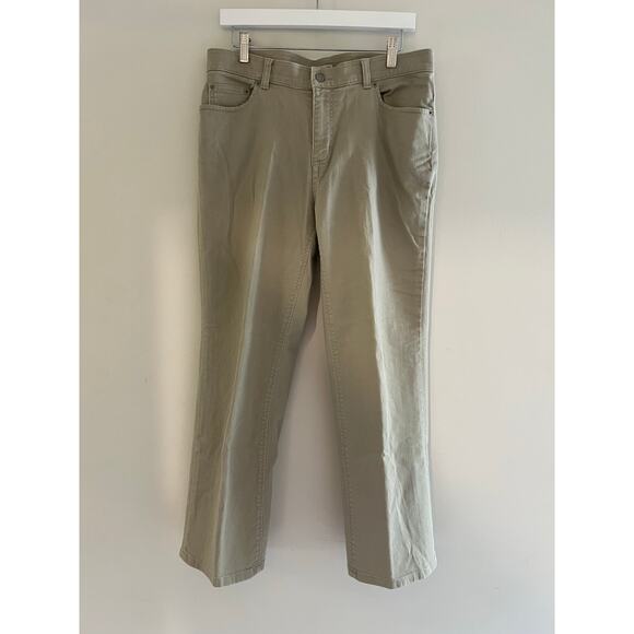 L.L. Bean Straight Leg Jeans Light Tan Stretch Size 12 Petite JJ - Picture 1 of 10